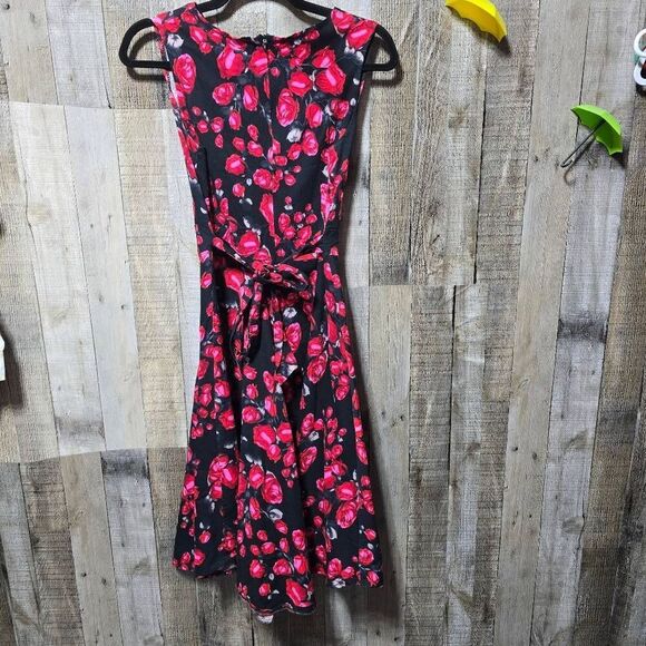 Vintage Inspired Black Floral Swing Midi Dress - Picture 3 of 4